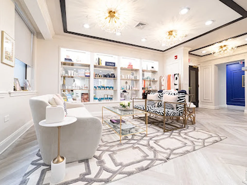 Foto de About Face Skincare